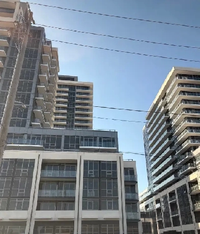Milton GoBrand New 1 Br  Den (can be 2nd br) 200 sq ft Terrace