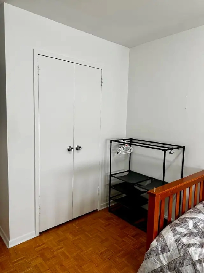 Room for lease