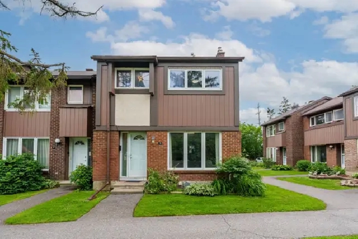 4 Bedroom Towhouse for Sale