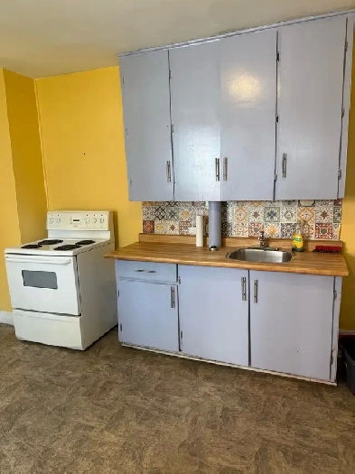 One bedroom for rent Brockville