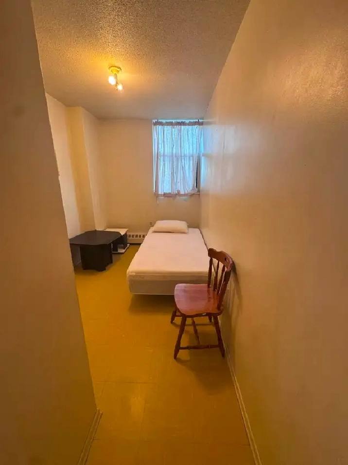 Bedroom for Rent in Jane and Wilson Area
