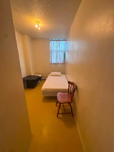 Bedroom for Rent in Jane and Wilson Area