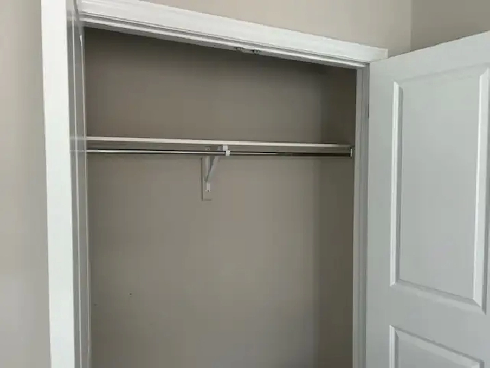 Spacious Room for Rent in Paris-ON- Perfect for Females!