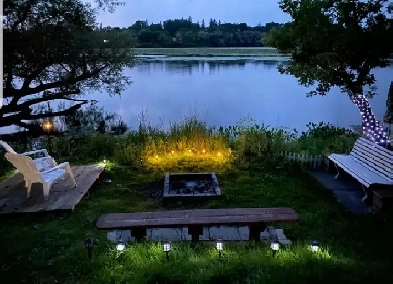 Fully Renovated Riverside and View Studio