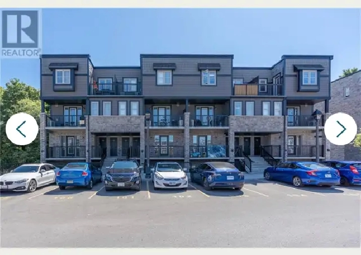 Beautiful 2-Bedroom Townhouse Condo for Lease
