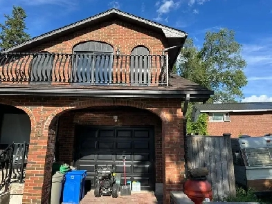 Close to Trent University! Two bedroom- 1 bath unit