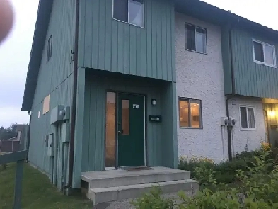 2 ROOM FOR RENT SEPTEMBER 1
