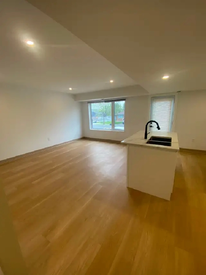 Upstairs unit: 2 bedroom, 1 bath w/ private entrance