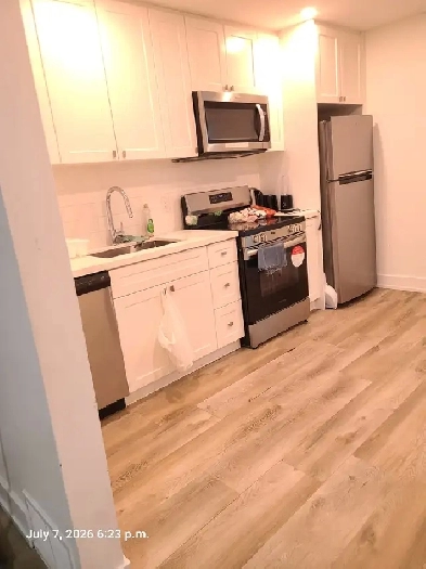 454 Eva Ave - 2 Bedroom Apt
