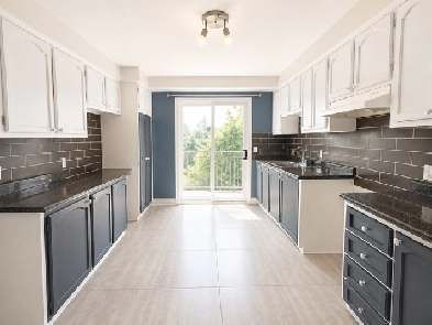 Renovated 3 Bedroom Apartment with Private Terrace in LaSalle