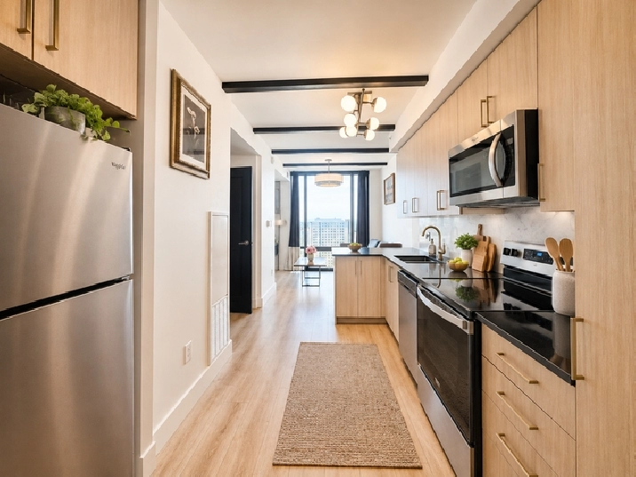 BEAUTIFUL 2-BEDROOM CONDO WITH MODERN AMENITIES