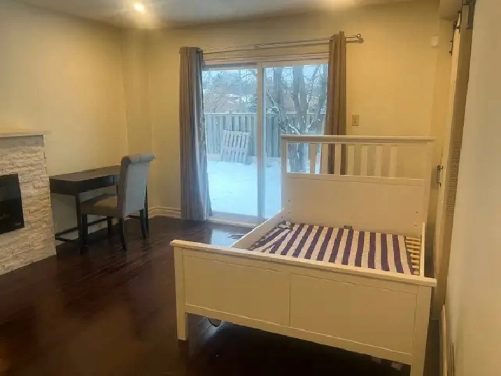 UPSTAIRS Furnished ROOM FOR RENT –FEMALE ONLY