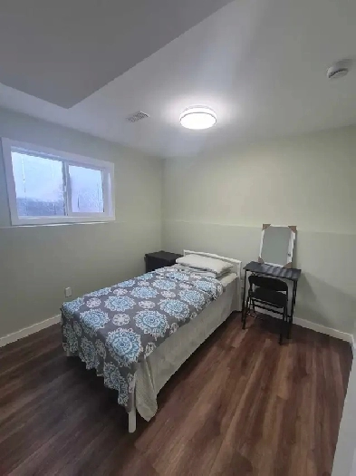 Kabayan Red deer room for rent