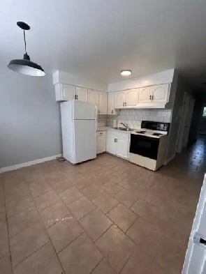 All-Inclusive 2 Bedroom Bsmt Unit