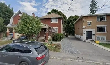 2 Bedroom Apartment (upper duplex) $1575