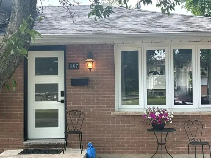 3 Bedroom Single Family House with Fenced Backyard for Rent