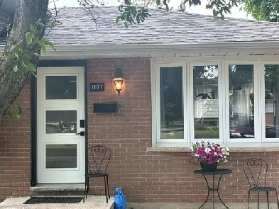 3 Bedroom Single Family House with Fenced Backyard for Rent