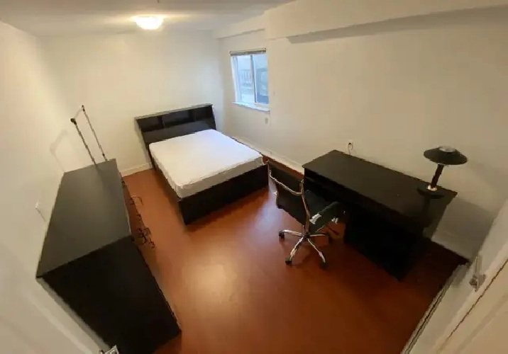 2 Furnished Private Room in Female-Only Suite | Mount Pleasant