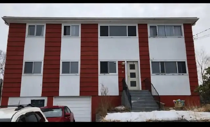 $2000 - 3 Bedrooms apartment for rent