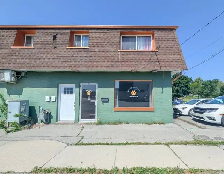 320 Thorold Rd, Welland - Commercial Unit