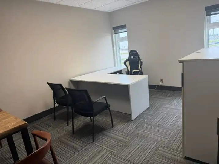 Private Furnished Office – $425 All Inclusive – South Waverley