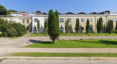 400 Douglas Ave, Apt 218