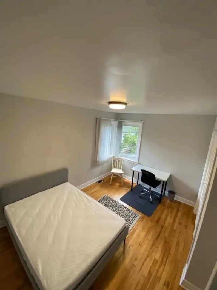 3 BEDROOMS FOR RENT IN LUXURY STUDENT RENTAL NEAR CARLETON U!