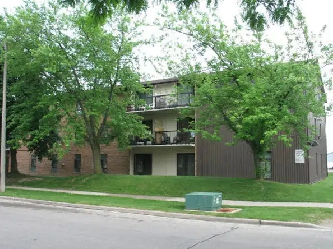 ALL-INCLUSIVE 2BR apt near Stratford Mall & Walmart