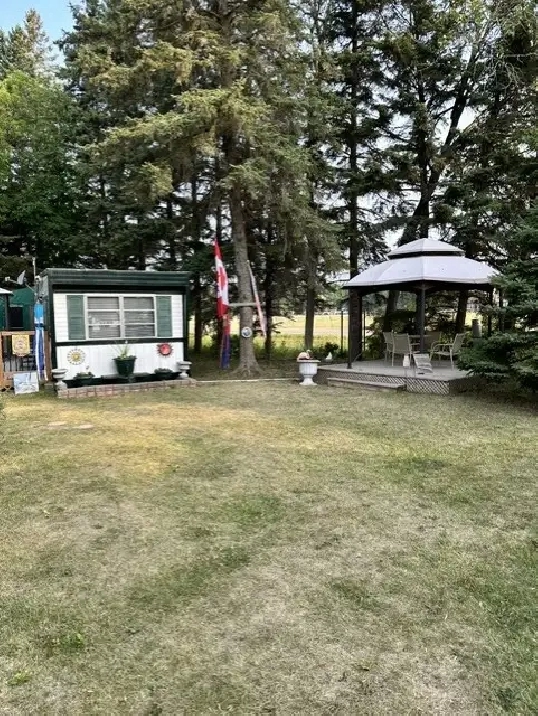 Lakefront 1971 Mobile Home (Marvel Granger) 10 X 55 ft.