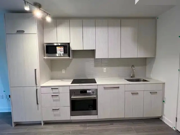2 Bedrooms 2 Bathrooms Townhouse at Victoria Park & Lawrence