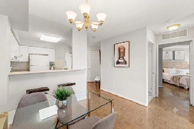 BEAUTIFUL CONDO FOR RENT IN VAUGHAN (Bathurst & Steeles)