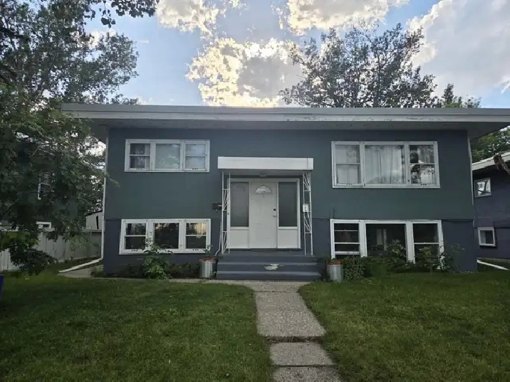 RENTAL OPEN HOUSE TODAY - FRIDAY FROM 5 TO 8 PM