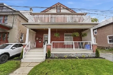 2 Bdrm Upper Apartment for Rent, all utilities included