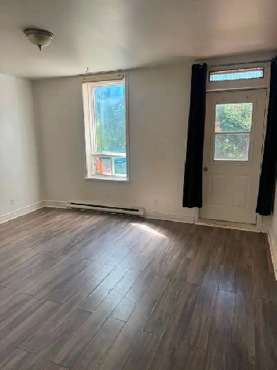 4½ à louer – 625 $/mois