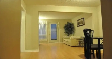 CARLETON students:Furnished,Female only,Utilities incl,20min bus