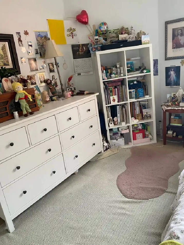 SINGLE BEDROOM FOR RENT ERIN CENTER