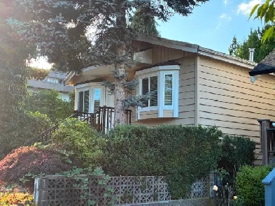 $780 Vancouver West Side Private Single Furnished Room