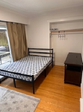 Furnished westside room for rent one bus to UBC/LANGARA/DOWNTOWN