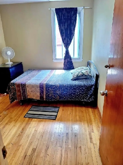 Room For Girls,Near Metro Plamondon/PARC/Monk/Frontnec