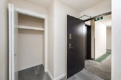 Central Park - 1 Bedroom Apartment for Rent