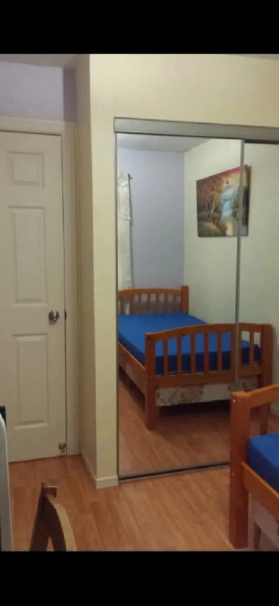 Sheppard and Warden: Room for Rent