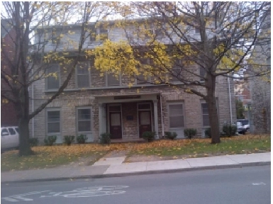 4-180 Johnson St. – Beautiful, Spacious 3 Bedroom Apartment!