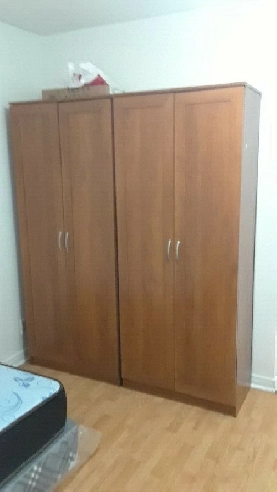 2 Private room Available at Middlefield and Steels Immediately