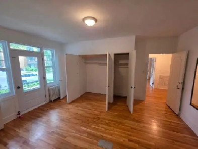 Grand 6 1/2, 1495 pc, 3 chambres, 6 électros,1 sep 2026