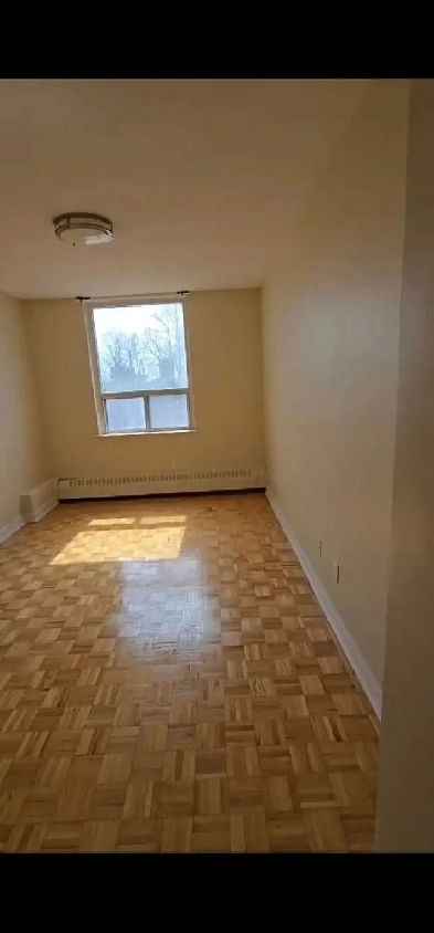Room for rent In North York