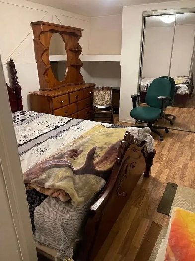 Private room fully furnished (GIRL ONLY) Malton Mississauga