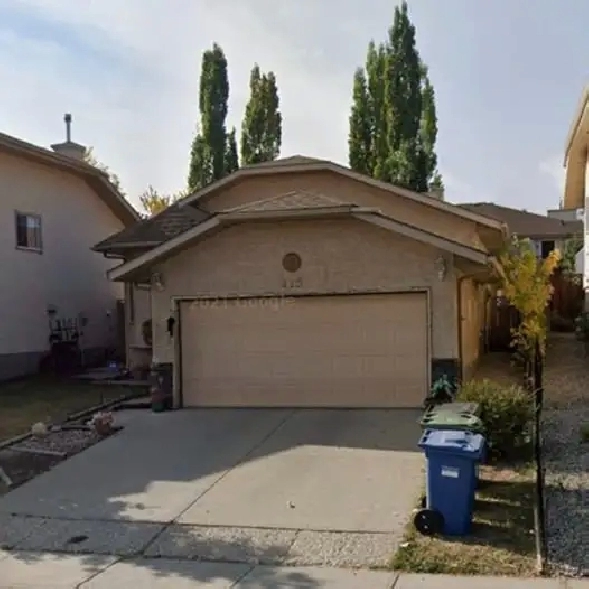 Room for rent in quiet Shawnessy area