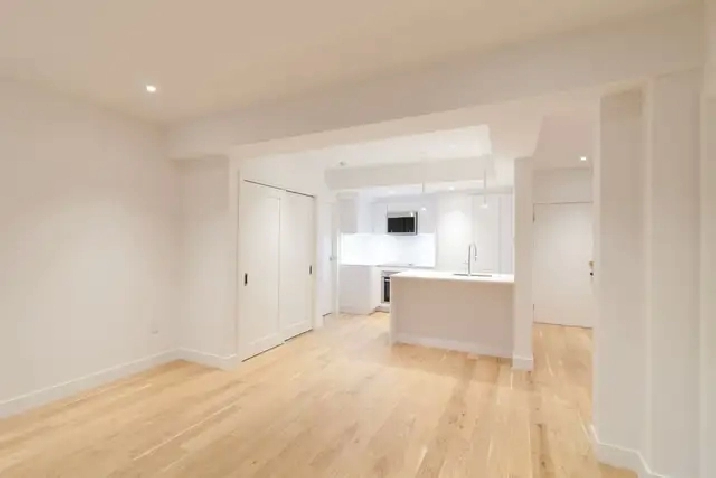 2-bedroom for rent, August 1, Snowdon, HEC - ID 1515