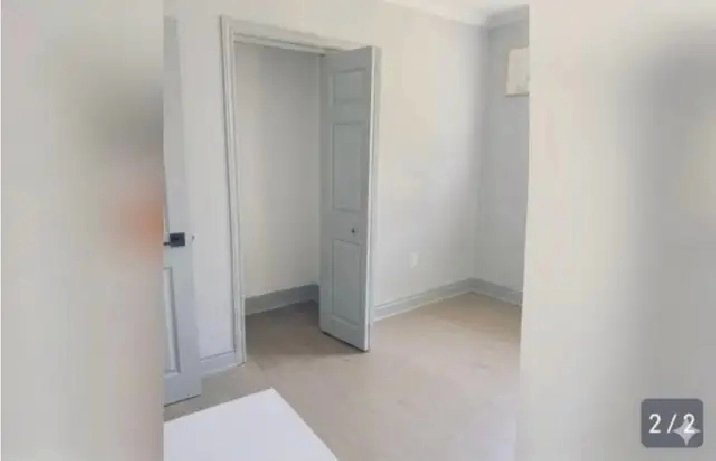 room for rent /Available from August