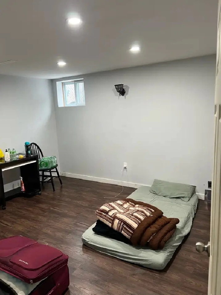 Master Bedroom for Rent – 2-Bedroom Basement Apartment